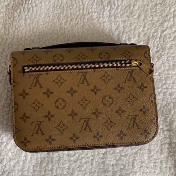 SOLD OUT “”Louis Vuitton pochette metis reverse in an excellent - Picture 7 of 10